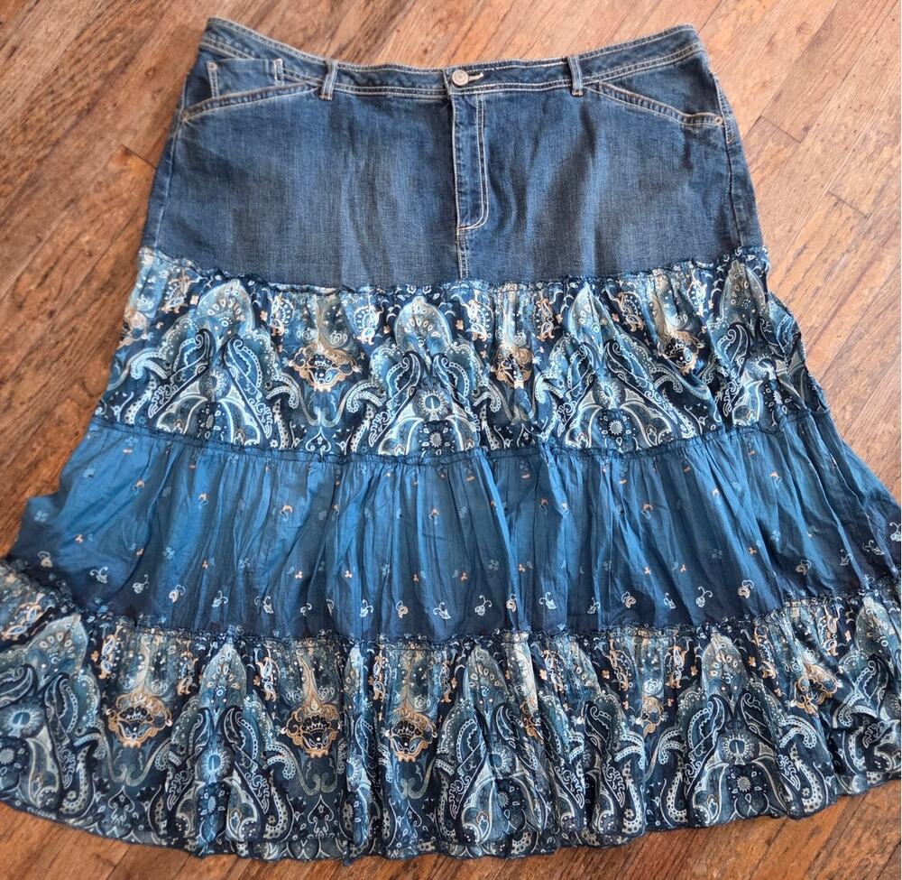 Vtg sz 26 Long Denim Layered Long SKIRT Blue Paisley Modest Plus Faded Glory